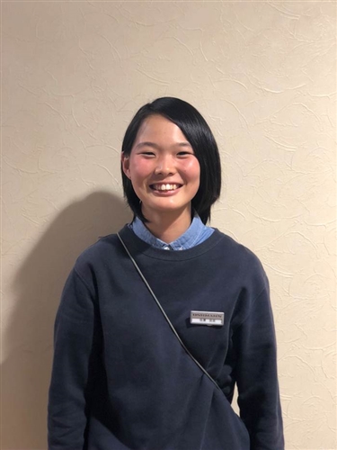 新宿店 シューズ担当 寺澤 央未